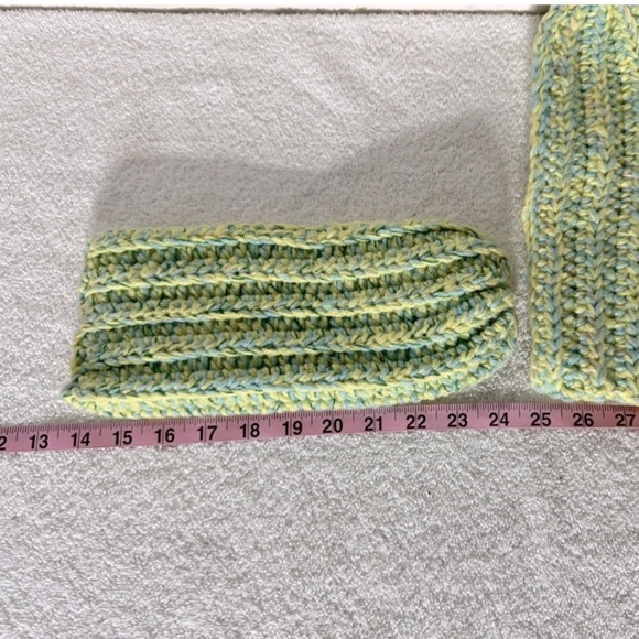 Vintage Handmade Yellow Green Crochet Knit Slippers - Picture 11 of 11